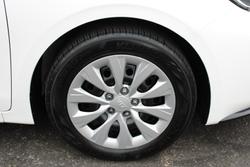 2018 Kia Cerato S BD MY19 Clear White