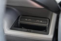 2025 Volkswagen ID. Buzz Pro BEV560