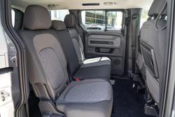 2025 Volkswagen ID. Buzz Pro BEV560