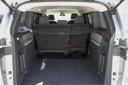 2025 Volkswagen ID. Buzz Pro BEV560