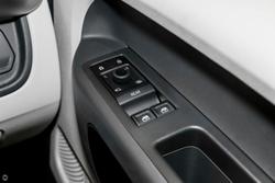 2025 Volkswagen ID. Buzz Pro BEV560