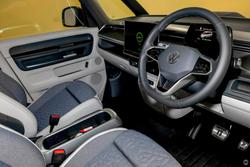 2025 Volkswagen ID. Buzz Pro BEV560