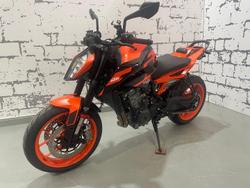 2023 KTM 890 Duke GP Duke Orange