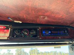 2010 Kenworth
T402 Truck & Dog Trailer Package