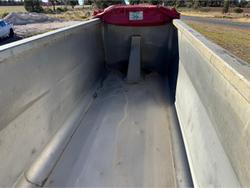 2010 Kenworth
T402 Truck & Dog Trailer Package