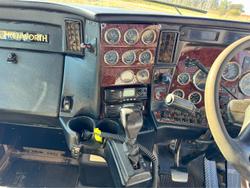 2010 Kenworth
T402 Truck & Dog Trailer Package