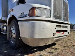 2010 Kenworth
T402 Truck & Dog Trailer Package