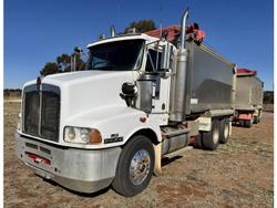 2010 Kenworth
T402 Truck & Dog Trailer Package