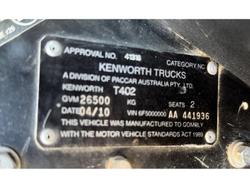 2010 Kenworth
T402 Truck & Dog Trailer Package