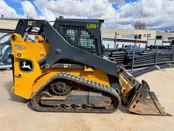 John Deere 317G Skid Steer