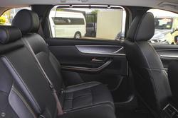 2025 Mazda CX-80 P50e GT