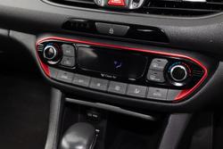 2017 Hyundai
i30 SR