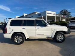 2016 Nissan Patrol ST Y61 4X4 Dual Range Polar White