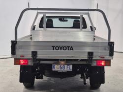2022 Toyota Hilux Workmate TGN121R 4x2 Glacier White