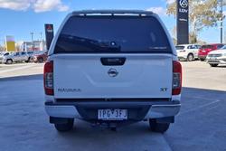 2018 Nissan
                Navara ST