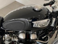 2005 Triumph Thruxton 900 Thruxton Black