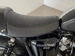 2005 Triumph Thruxton 900 Thruxton Black
