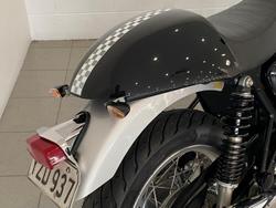 2005 Triumph Thruxton 900 Thruxton Black