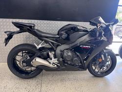 2012 Honda CBR1000RR (FIREBLADE) BLACK