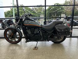 2019 Kawasaki VULCAN 900 (VN900) CUSTOM Grey