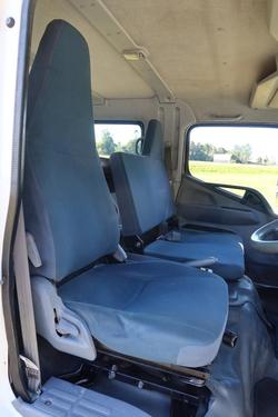 2015 Fuso
Canter Fe 815 Crew Cab Amt Auto