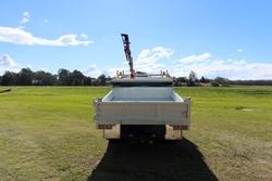 2015 Fuso
Canter Fe 815 Crew Cab Amt Auto