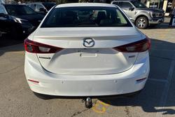 2015 Mazda
3 SP25