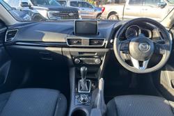 2015 Mazda
3 SP25