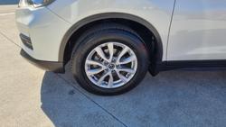 2017 Nissan
X-TRAIL ST