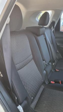 2017 Nissan
X-TRAIL ST