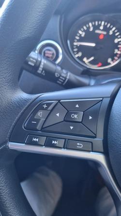 2017 Nissan
X-TRAIL ST