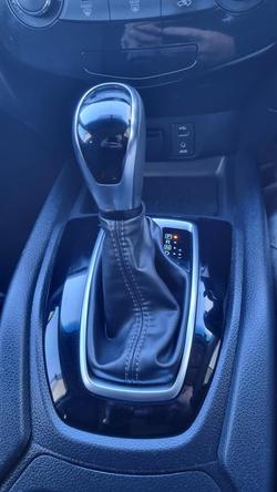 2017 Nissan
X-TRAIL ST