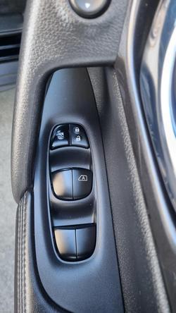 2022 Nissan
X-TRAIL ST-L