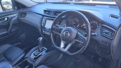 2022 Nissan
X-TRAIL ST-L