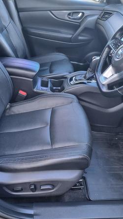 2022 Nissan
X-TRAIL ST-L