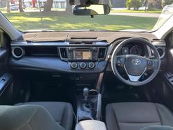 2017 Toyota RAV4 GX ZSA42R Glacier White