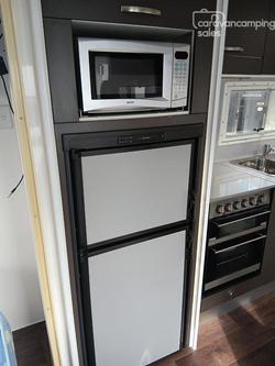 2011 New Age Caravans Big Red 21 (Was $43,990 Now $38,990)