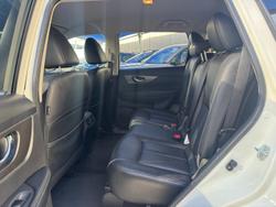 2014 Nissan
X-TRAIL ST-L