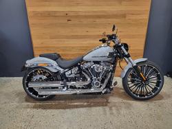 Harley-Davidson FXBR Breakout (117)