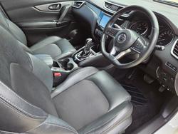 2019 Nissan
                QASHQAI ST-L