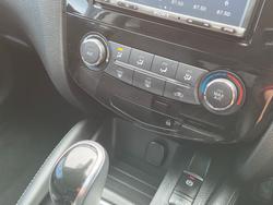 2019 Nissan
                QASHQAI ST-L
