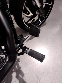 2023 Harley-Davidson Sport Glide 107 (FLSB) Softail Black