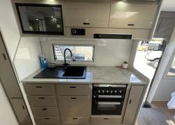 2023 JB Caravans Dirt Road Xtreme (19'6)