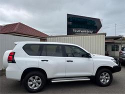 2020 Toyota
Landcruiser Prado GX