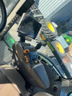 2023 John Deere 7R 230 Green
