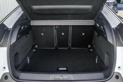 2025 Peugeot 3008 Allure Hybrid P64 MY25 Okenite White
