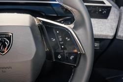 2025 Peugeot 3008 Allure Hybrid P64 MY25 Okenite White