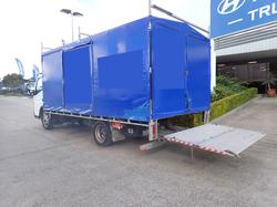 2020 MITSUBISHI FUSO 515 WHITE