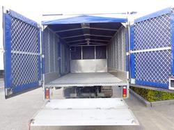 2020 MITSUBISHI FUSO 515 WHITE
