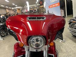 2018 Harley-Davidson Street Glide 107 (FLHX) Touring Red